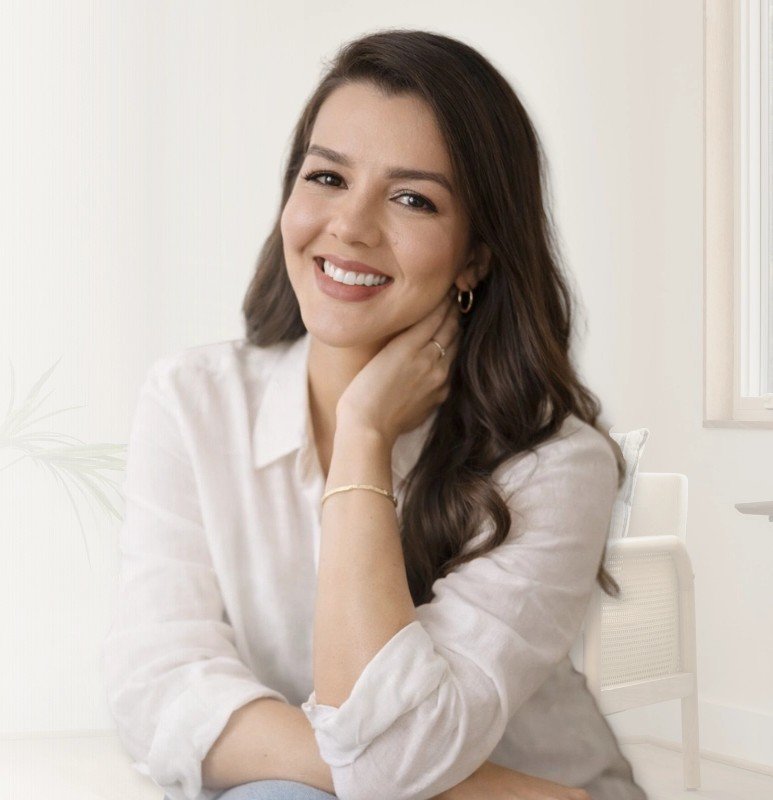 Dra. Paula Lemos